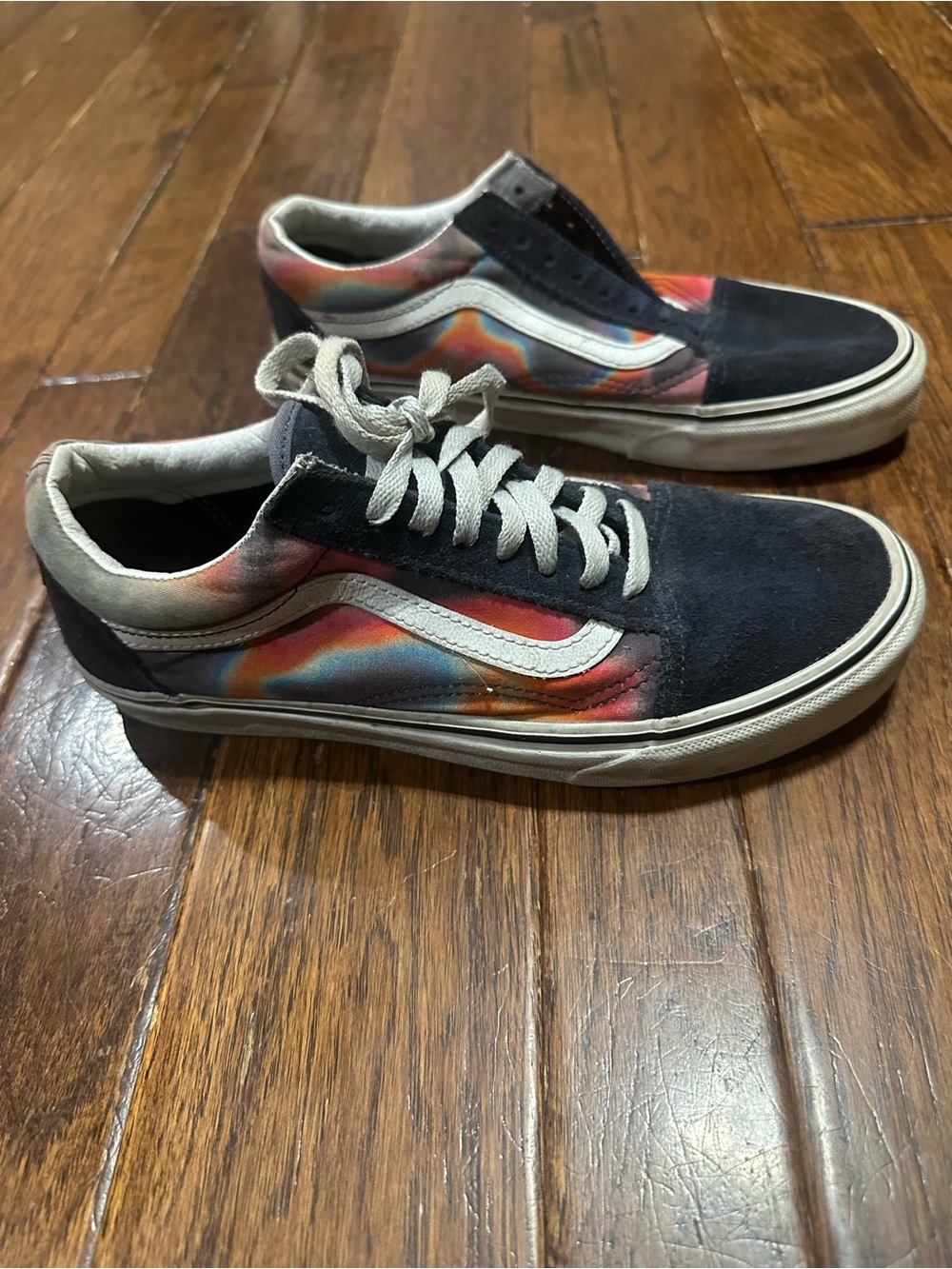 Vans Old Skool Black with Rainbow Wave Sides M 7 W 8.5